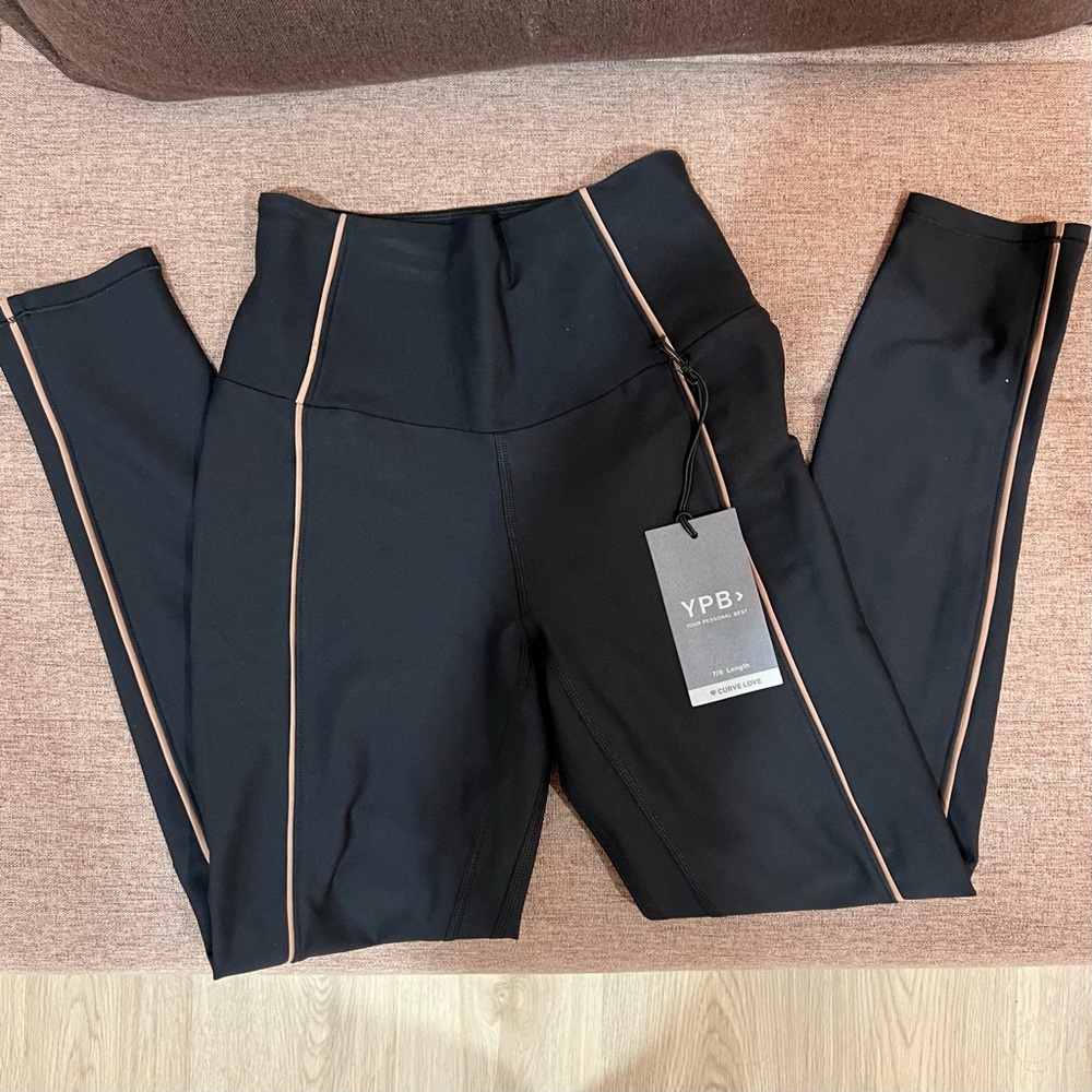 Host Pick✨ Abercrombie NWT YPB sculptLUX Curve Love 7/8-Length Legging